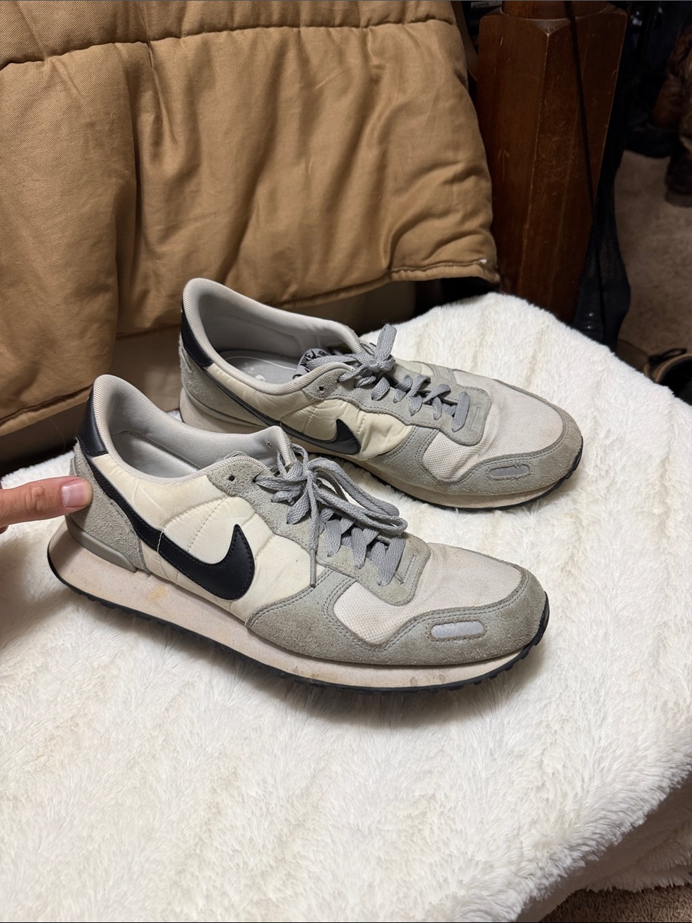 Nike air vortex wolf grey Low-Top Sneakers in Gray, Cream & Black